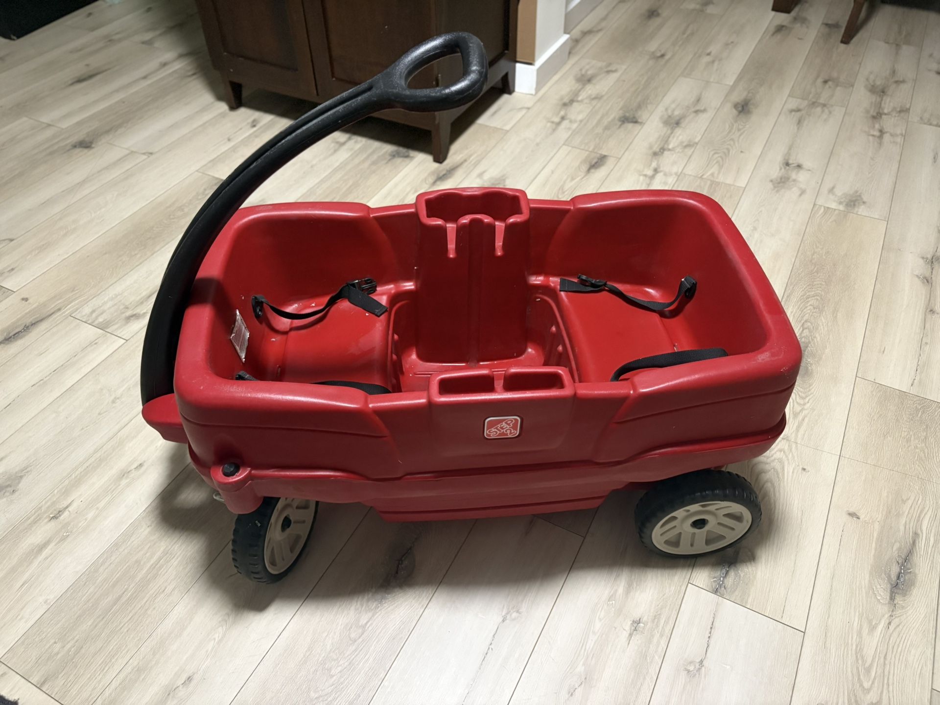Step2 Neighborhood Wagon, Kids Ride On Toy, Stroller Substitute, Includes Seat Belts, Made of Durable Plastic, Max Weight 75 lbs.,