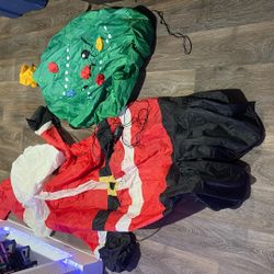 7ft Santa, 2 Ft Tree