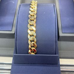 Cuban Link Bracelet