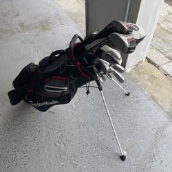 Golf Clubs (Great Beginner-Good Set)