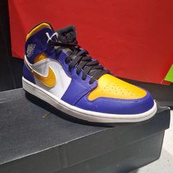 JORDAN 1 LAKERS COLORWAY SZ 11