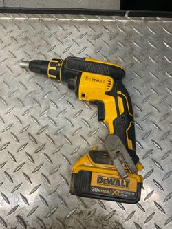 DeWalt screwdriver gun