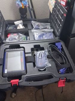 Brand new device to make several new keys for cars.