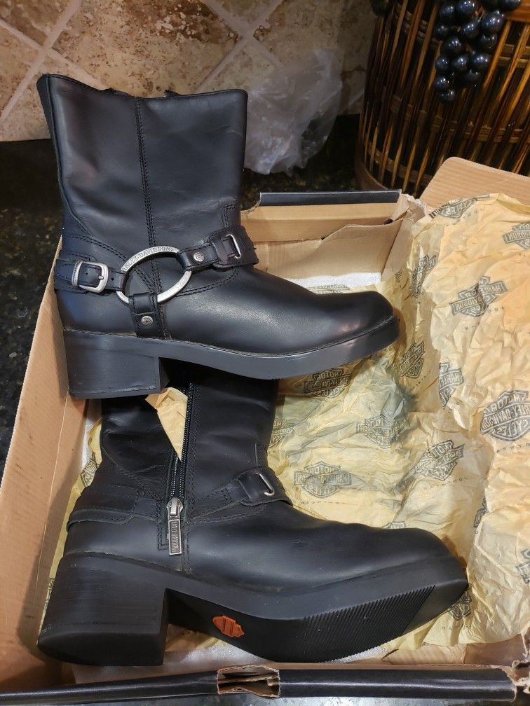 NEW Harley Womens Riding Boots