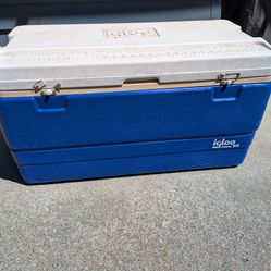 Igloo Cooler 