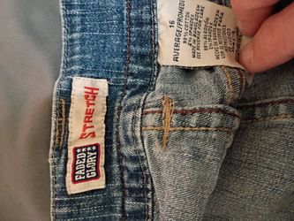 Faded Glory Stretch short  Size 16