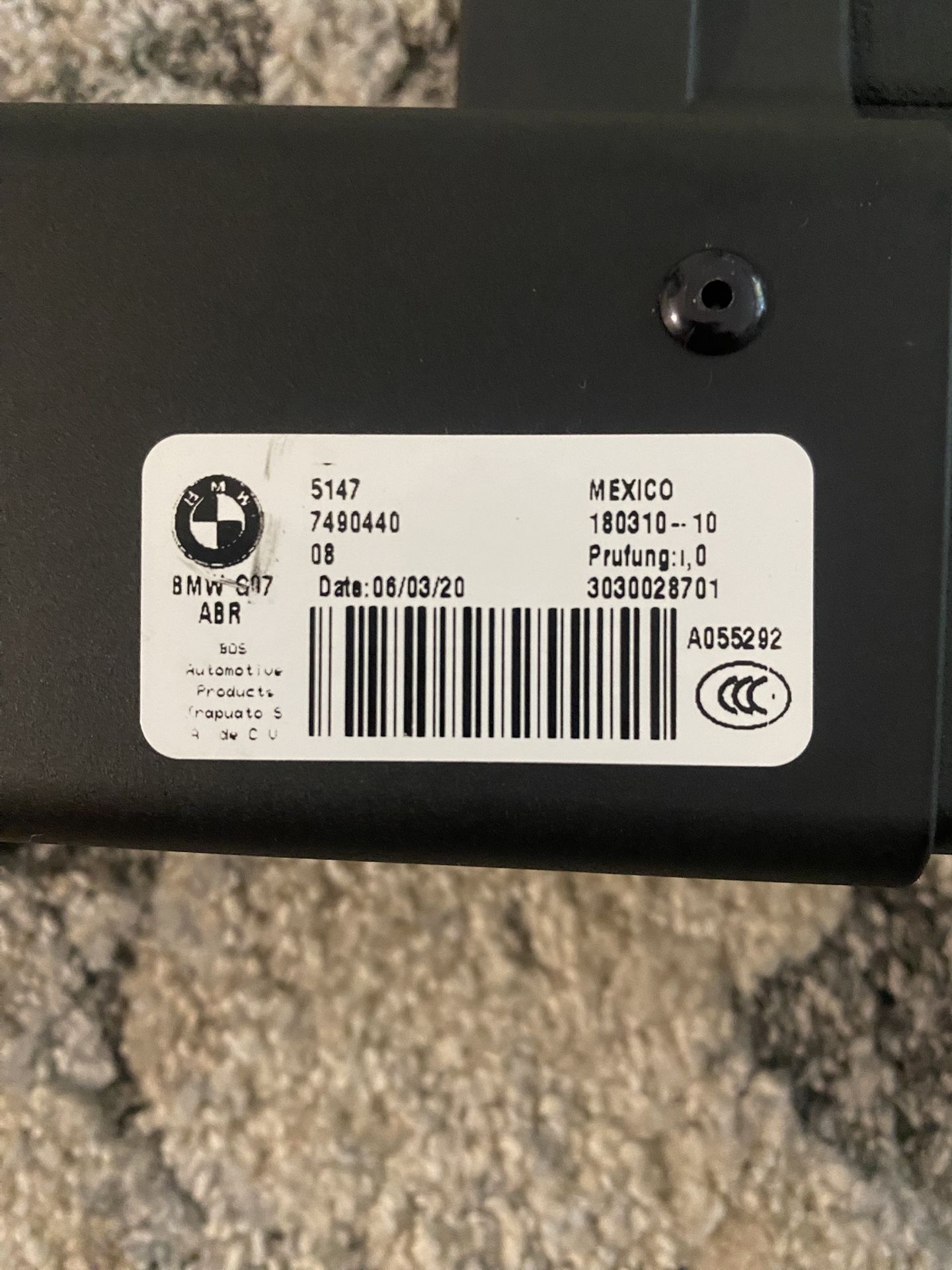 🖤 BMW X7 Retractable Cargo Cover (G07 Model)