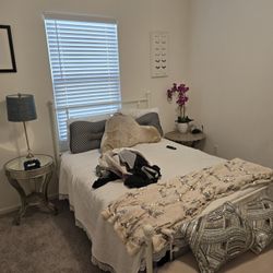 Full Size Bed And Mattress 