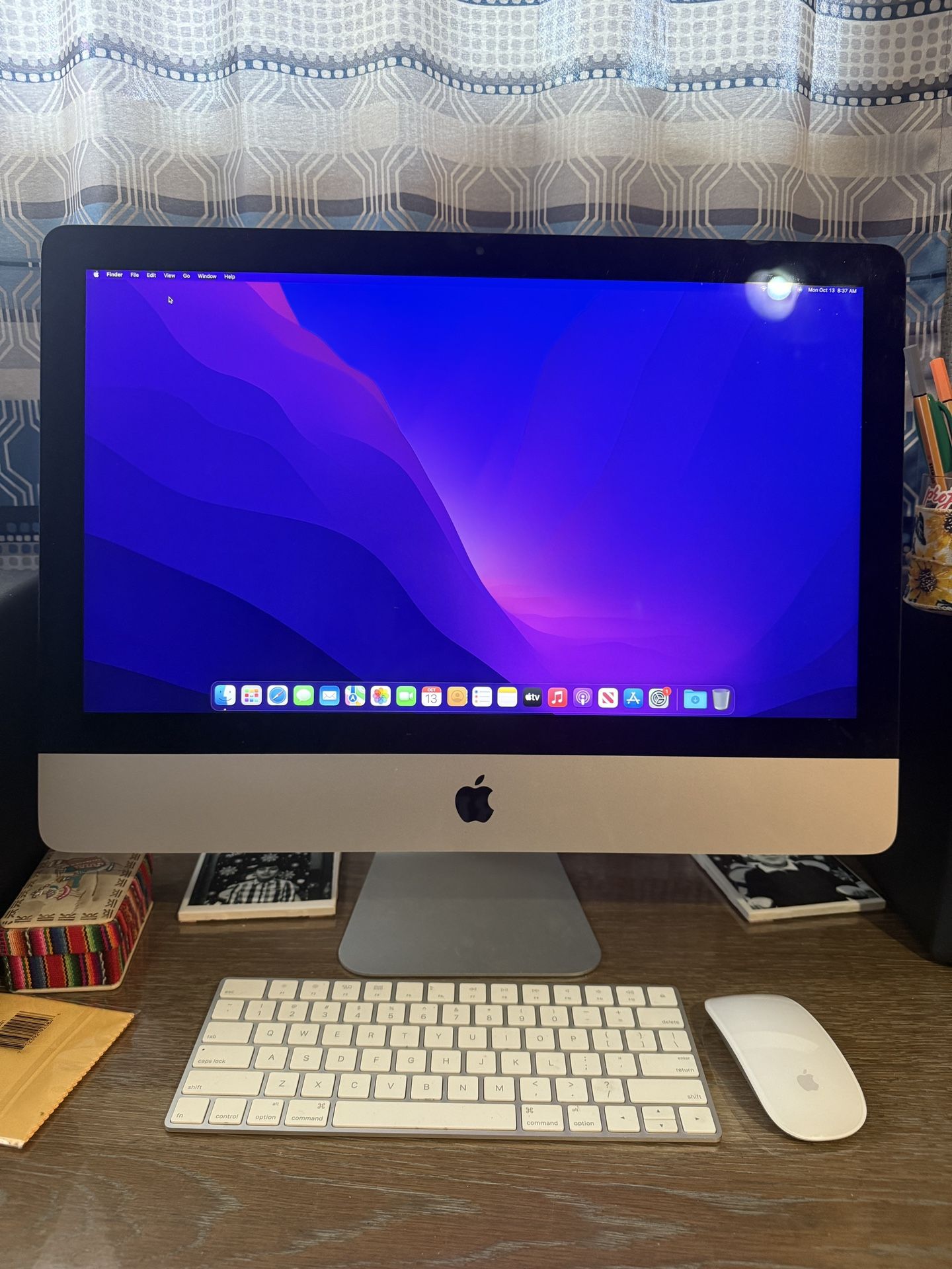 iMac 21.5” Retina 4K (Late 2015) – i5 / 8GB / 1TB – Excelente estado
