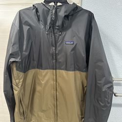 Patagonia Men's Men's Torrentshell 3L Rain Jacket size XL (msrp $179)