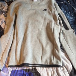 Size Small (Men’s) Nike Fleece