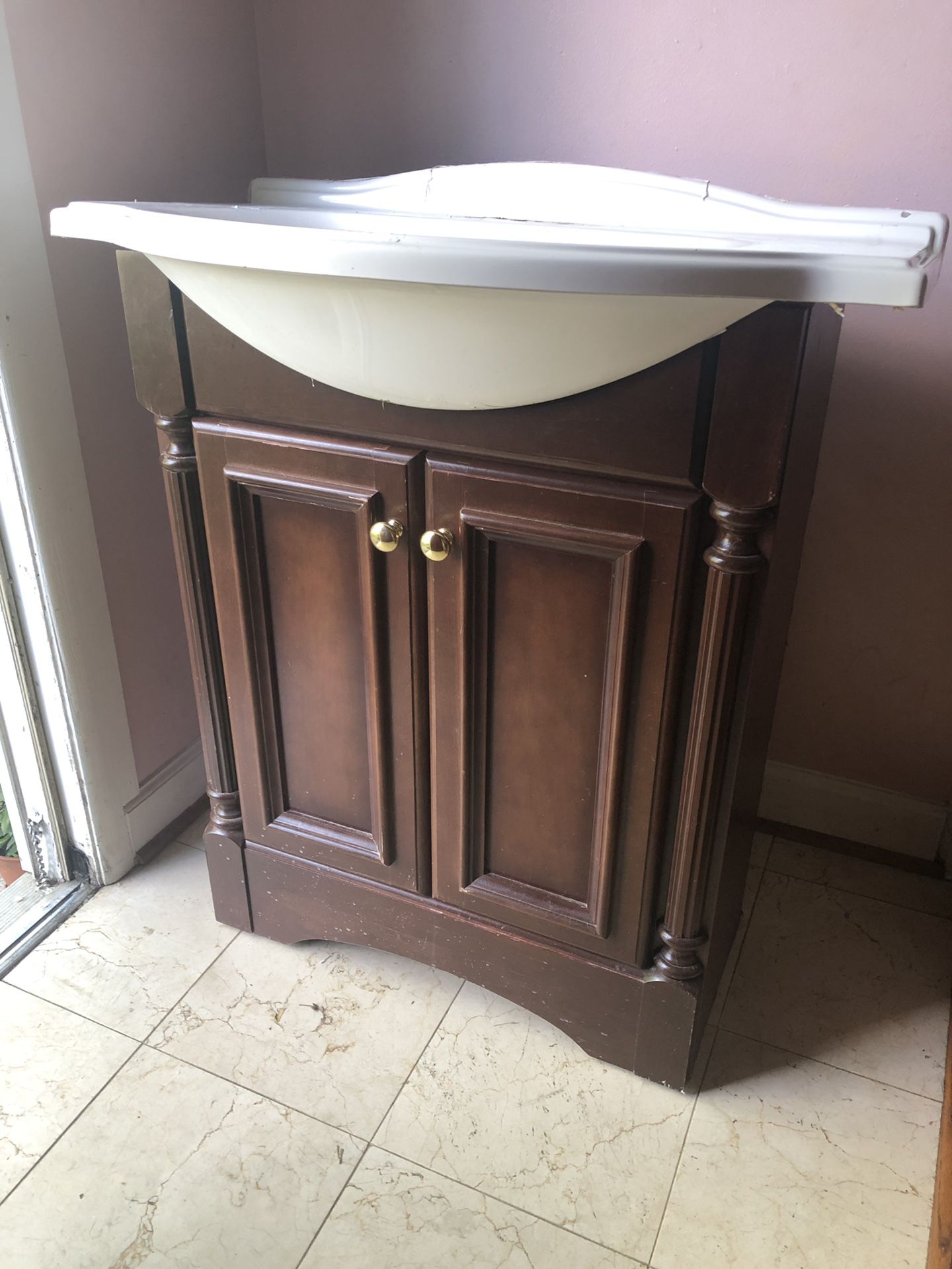 Euro style sink and cabinet