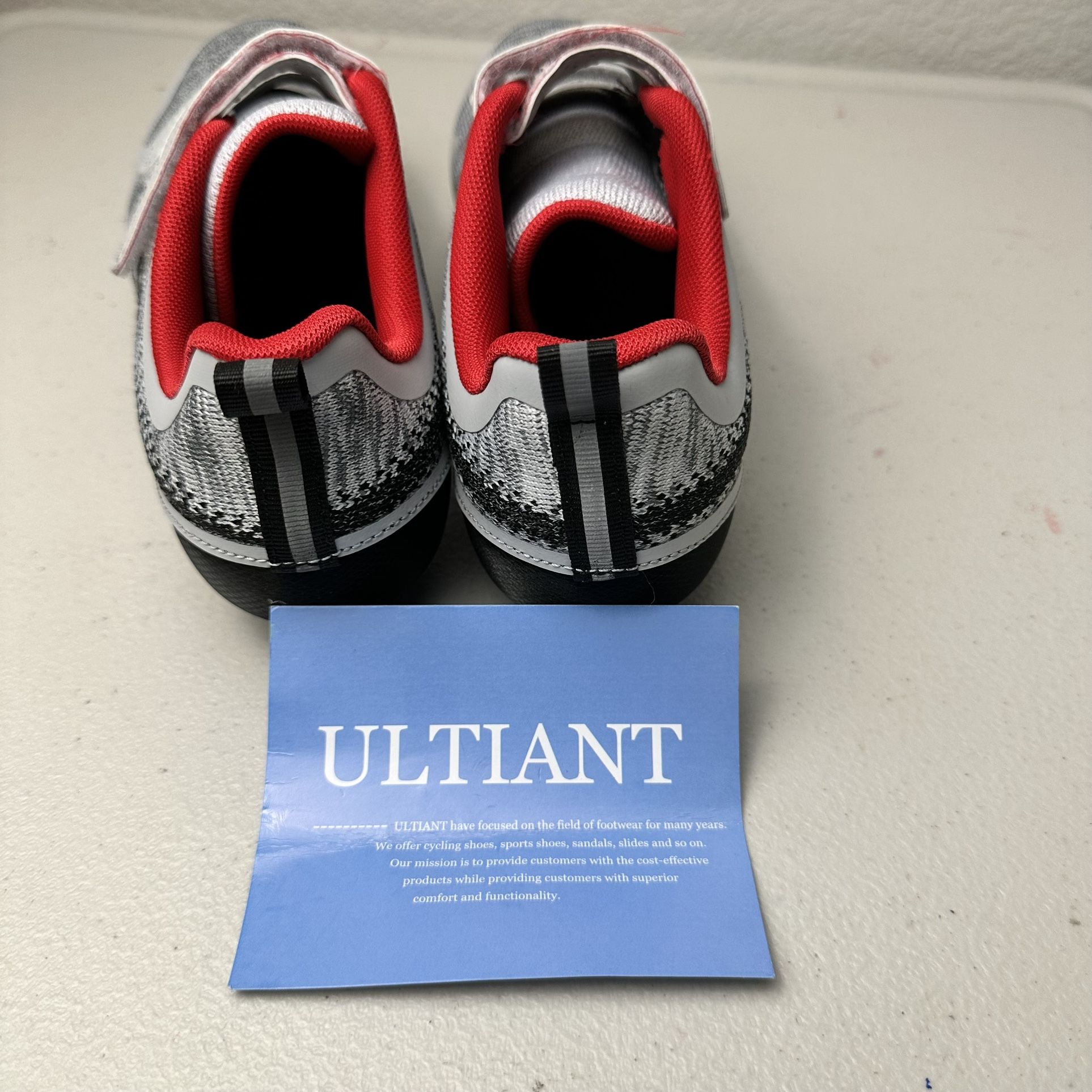 ULTIANT cycling shoes with cleats