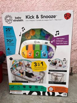 Baby Einstein Kick & Snooze 3 in 1 Foldable playard & bassinet