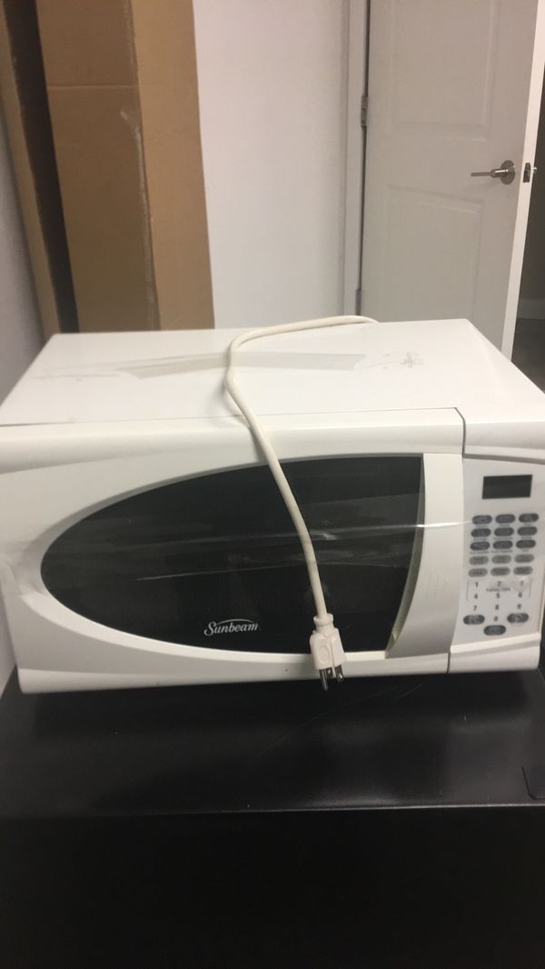 White Sunbeam Microwave With Led Display Liances In Tampa Fl White Sunbeam Microwave With Led Display Liances In Tampa Fl Offerup