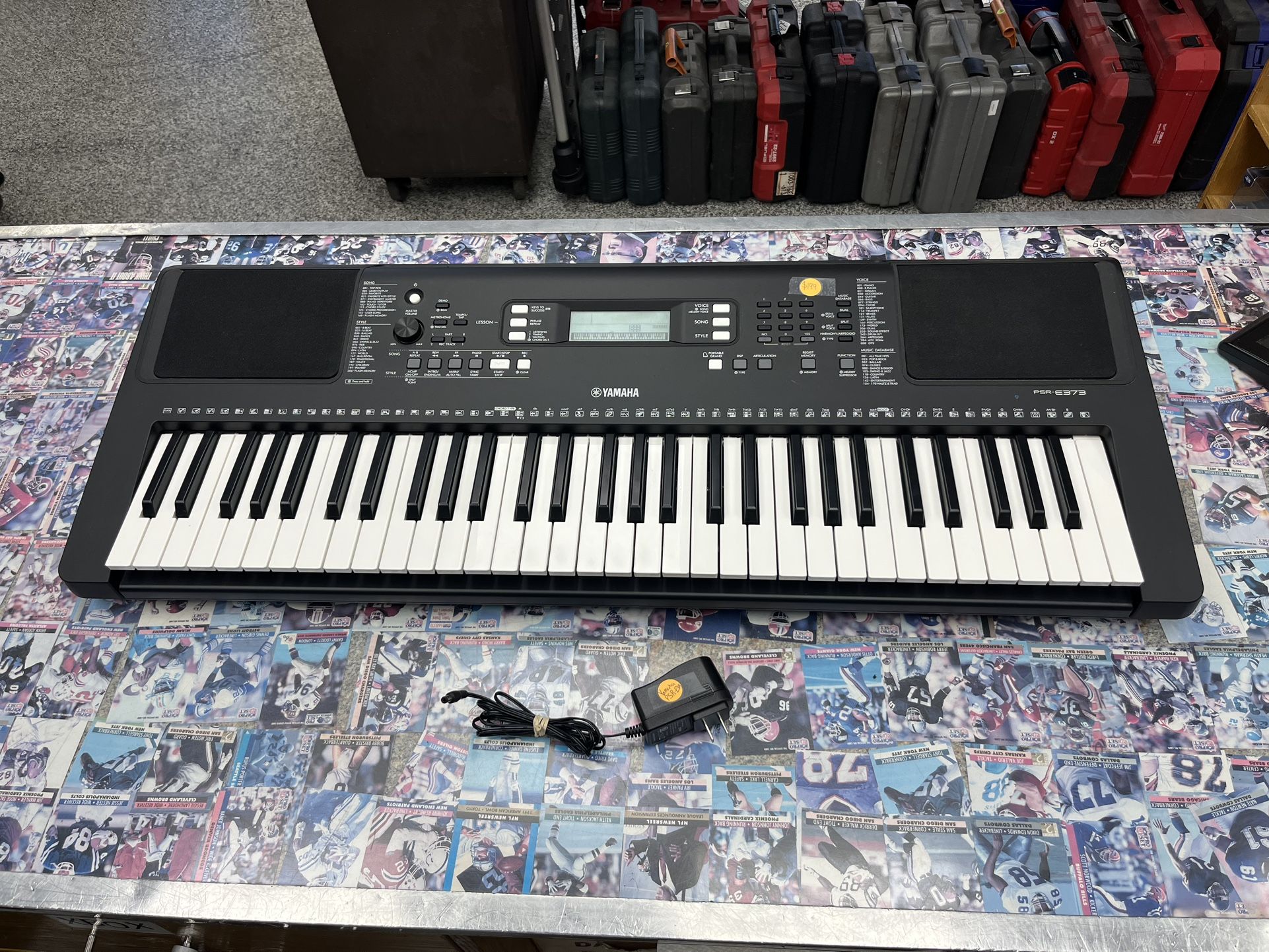 Yamaha PSR-E373 Portable 61 Key Keyboard 
