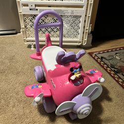 Minnie Mouse Airplane 
