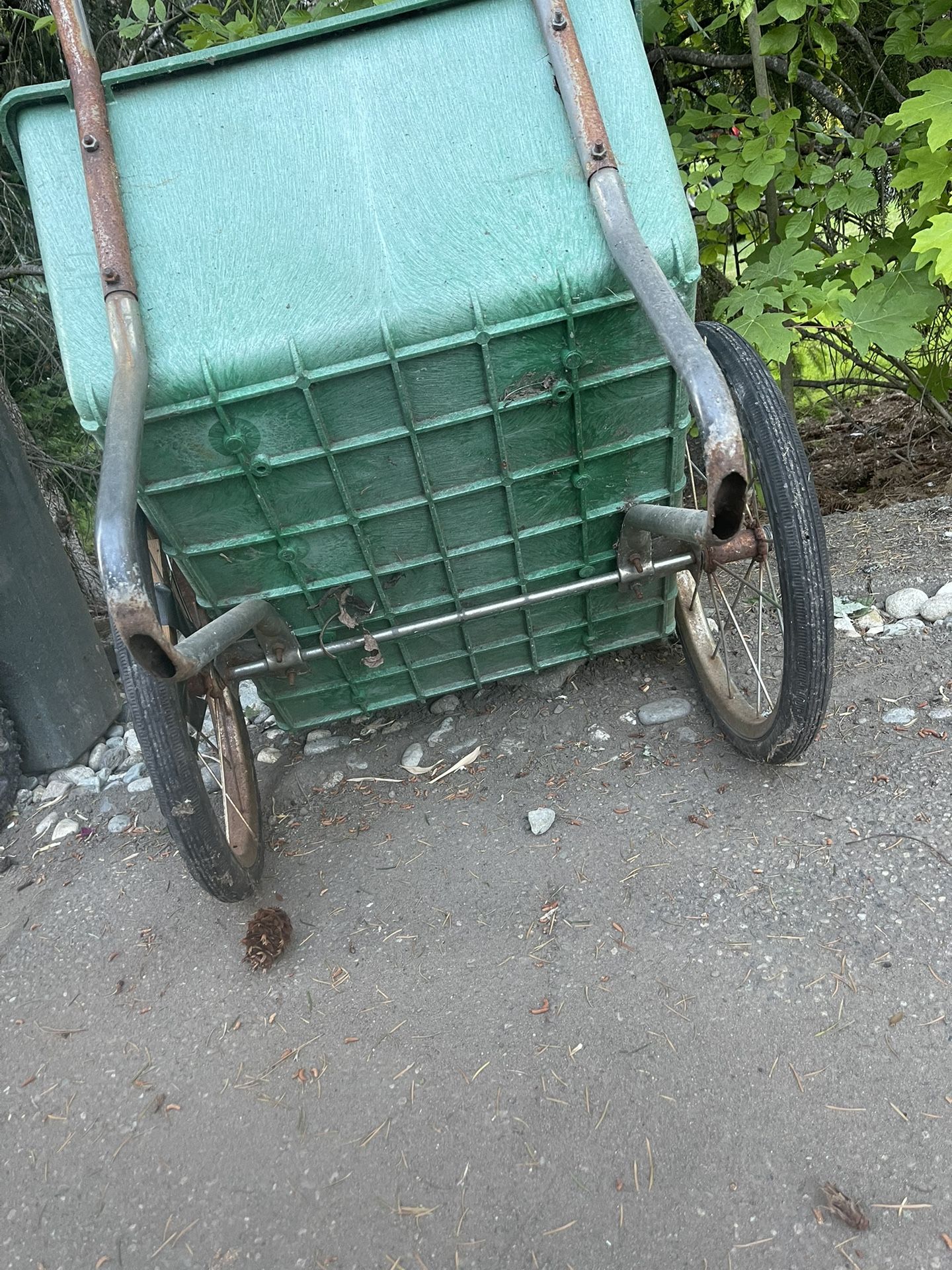Green Thumb Garden Cart for Sale in Kenmore, WA OfferUp