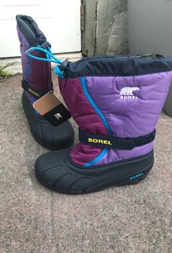 Sorel snow boots size 6