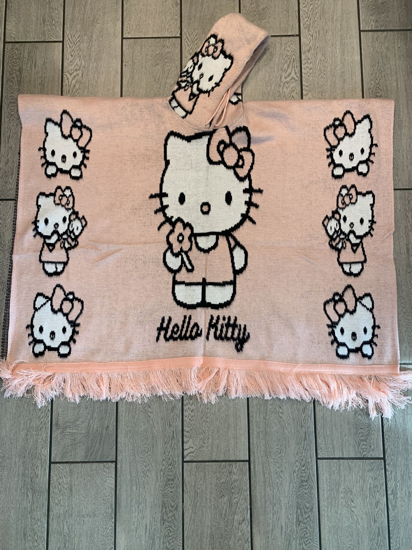 Hello Kitty Poncho 