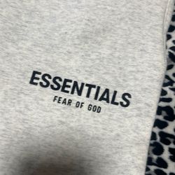 essentials sweats size xs brand new never worn