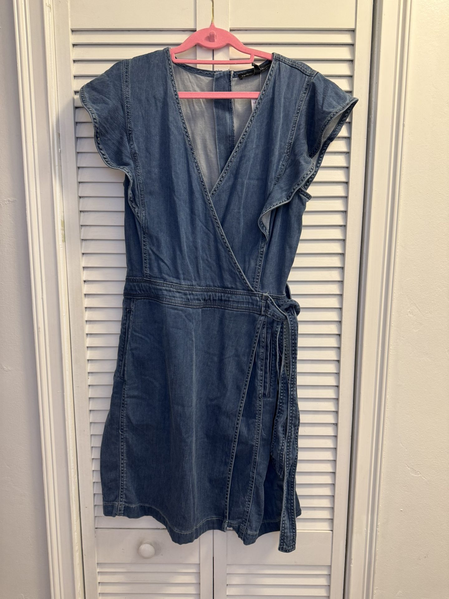 White House Black Market Size 10 Wrap Dress With Pockets