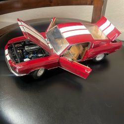 1:18 Diecast Collectible Cars – Multiple Models