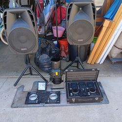 Karaoke/DJ Setup
