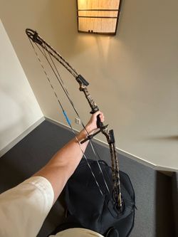 Genesis Mini Youth Compound Bow Package
