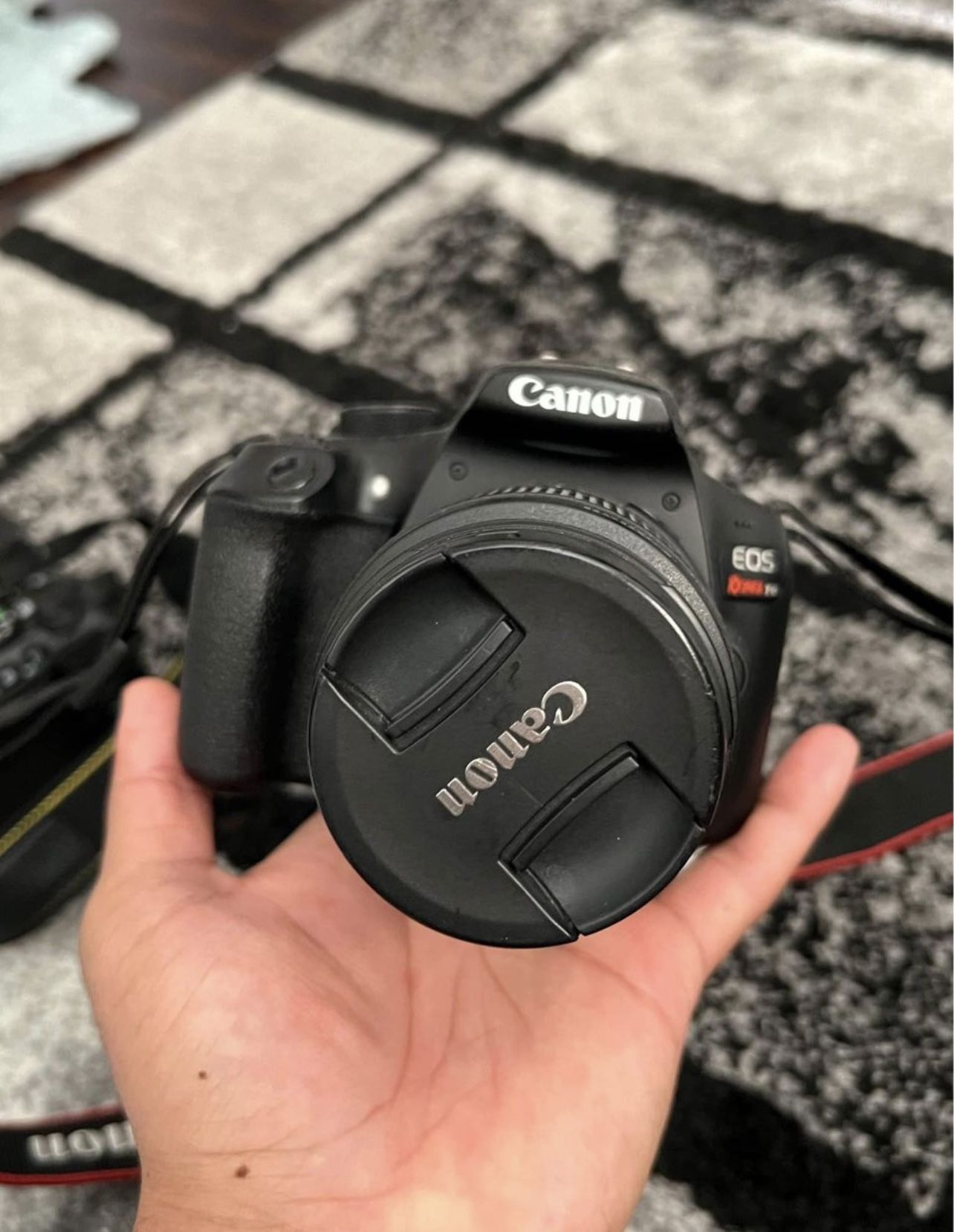 Canon T6 Rebel Camera for Sale in Chicago, IL OfferUp