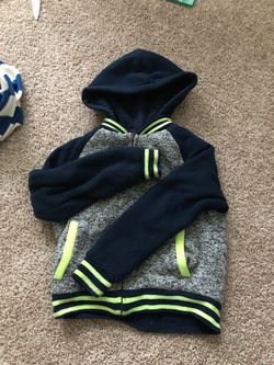 Boys hoodi size 7
