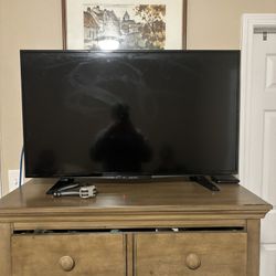 52” Insignia TV