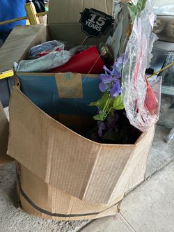 Big box of misc stuff .. Freeeeeee!!