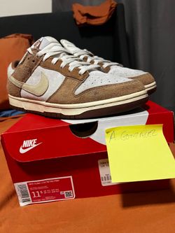 Nike Dunk low medium curry sz 11.5