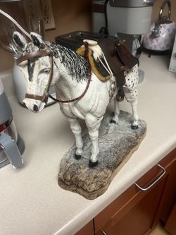 Statue Horse
