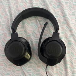 Jbl Gamind headsets with microphone