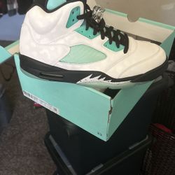 Jordan 5 Island