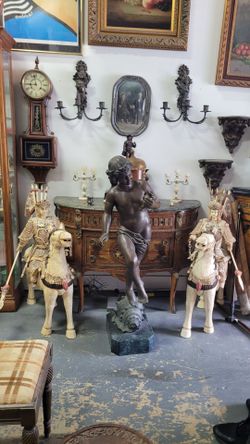Vintage,antique. Art,furniture, lamps.etc....