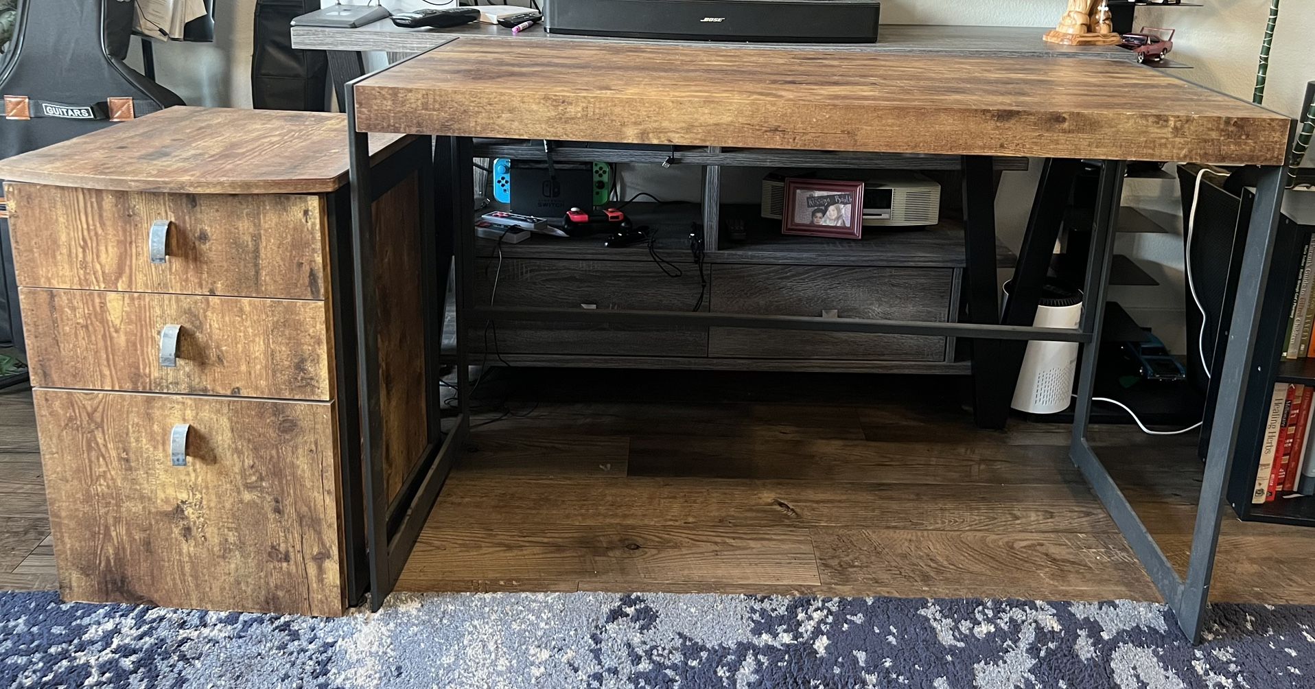 Desk With 3 Drawers