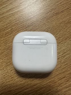 AirPods 4