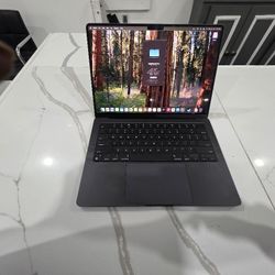  Mac Book 14 
