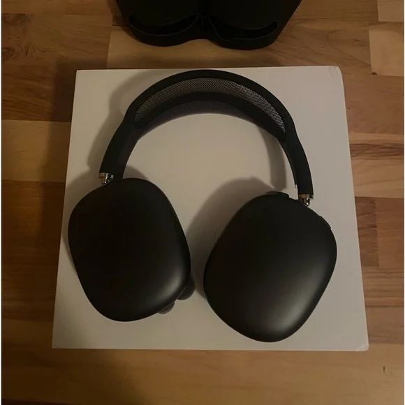 Apple AirPod MAX