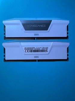 Corsair Vengeance 32GB RAM (2x16GB) DDR5-6000 PC5-48000 DIMM White RGB