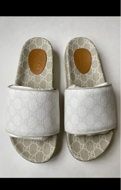 Gucci GG Supreme White/Mystic White  Slides