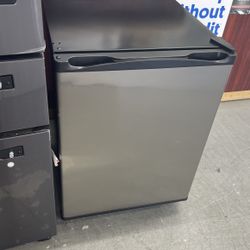 New Scratch And Dent Mimi Black And Stainless Steel Fridge. 