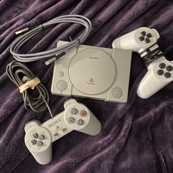 Authentic Sony mini Classic R-1000 , Works Great ! All Your Favorites 20 Built In Games , Comes With Reinforced Brand New  Braided Power Cord , 