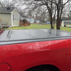 Ram 5’7” Hard Tri Fold Tonneau Cover