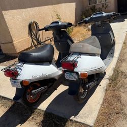Honda Elite 50 Each $1200