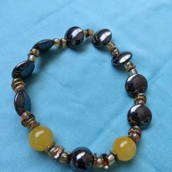 Bracelets Howalite Yellow Jade $6