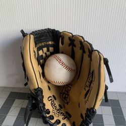 Rawlings 10 inch Little League Baseball Glove (PL100C)